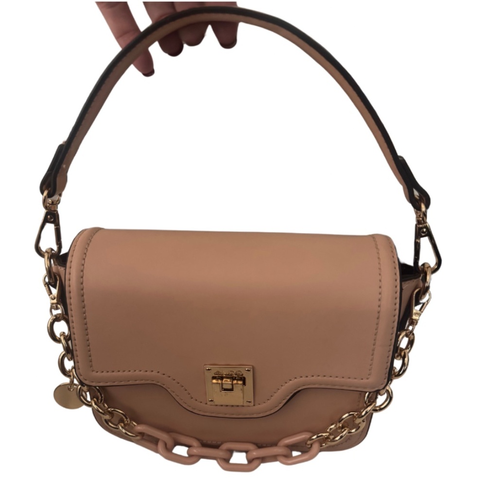 Aldo’s - Picture 2 of 2